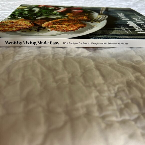 Thrive Market Healthy Living Cookbook 60+ 30 minute Recipes Lunch Dinner Dessert - Picture 3 of 5